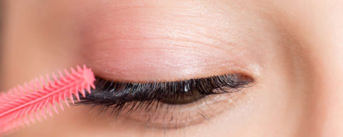how long do eyelash extensions last